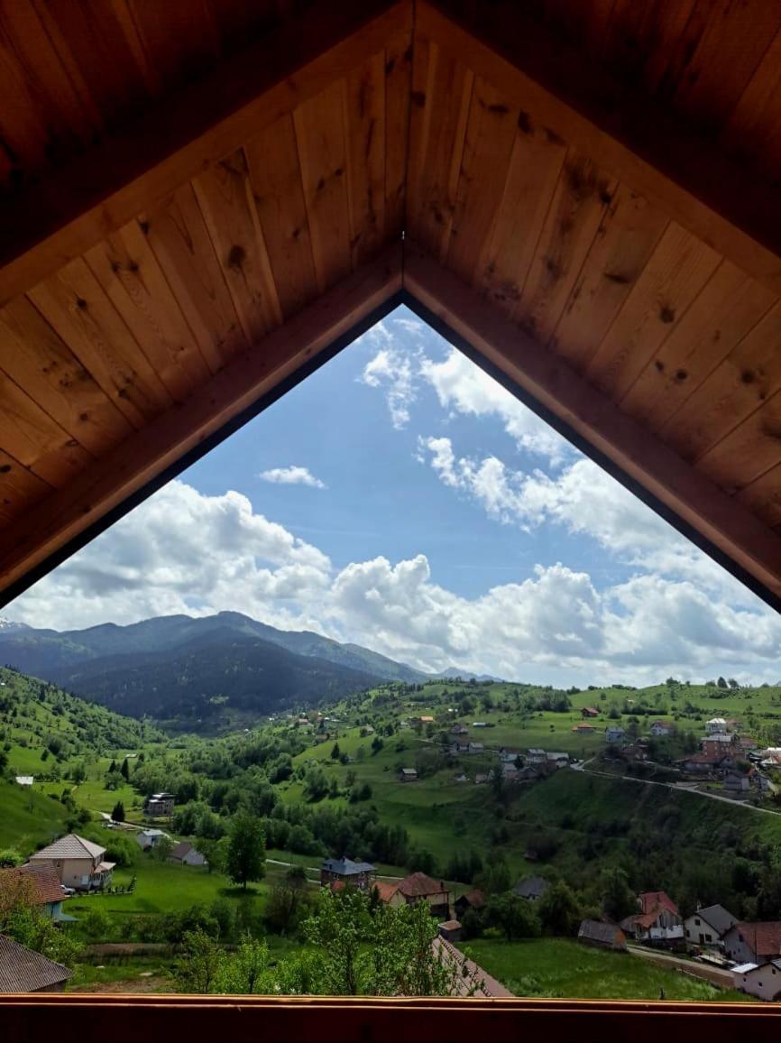 Eco Village Jasavic Plav Eksteriør billede